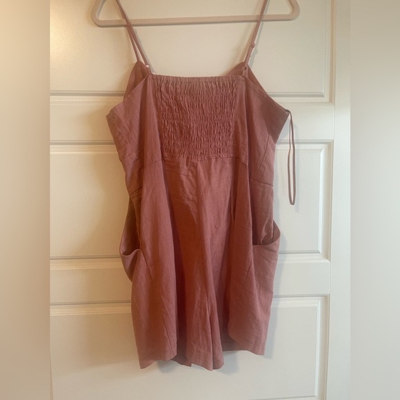 Women’s medium pink button up romper - Picture 2 of 3